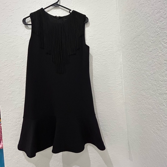 📚DROP⬇️ BCBGMAXAZRIA • Alyn Black
Fringe Trim Flounce Hem
Cocktail Dress • S - Picture 8 of 9